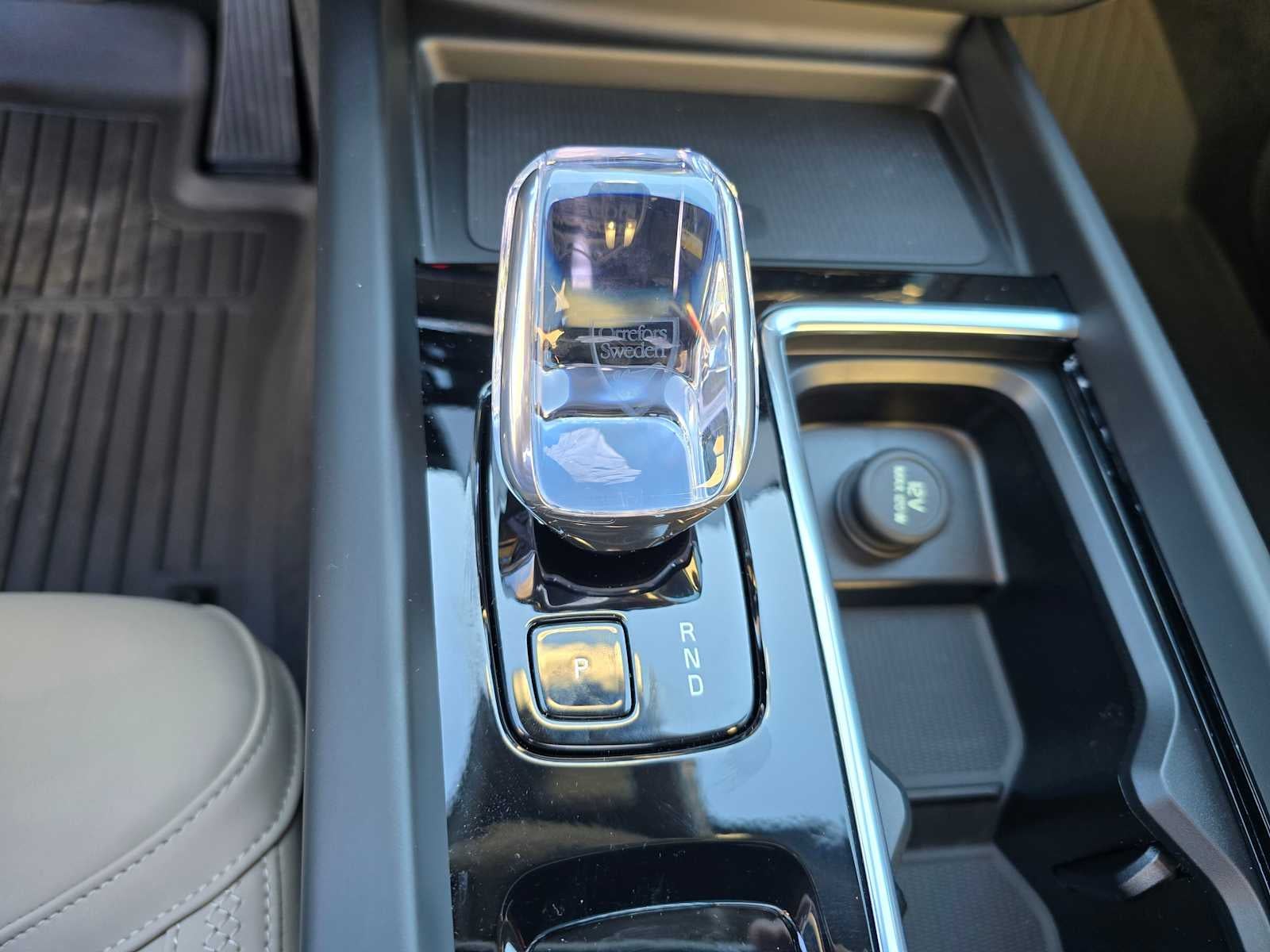 2026 Volvo XC60 Plus