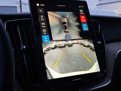 2026 Volvo XC60 Plus