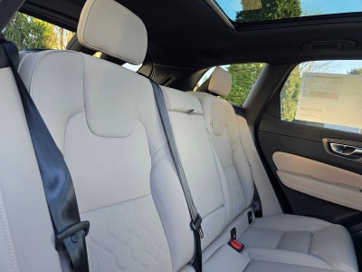 2026 Volvo XC60 Plus
