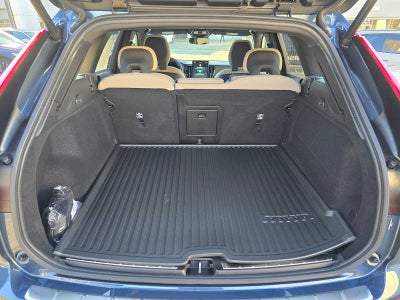 2026 Volvo XC60 Plus