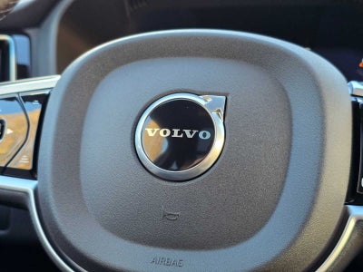 2026 Volvo XC60 Plus