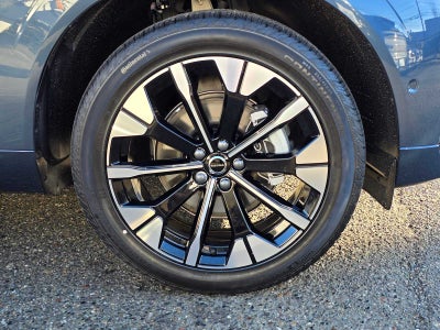 2026 Volvo XC60 Plus