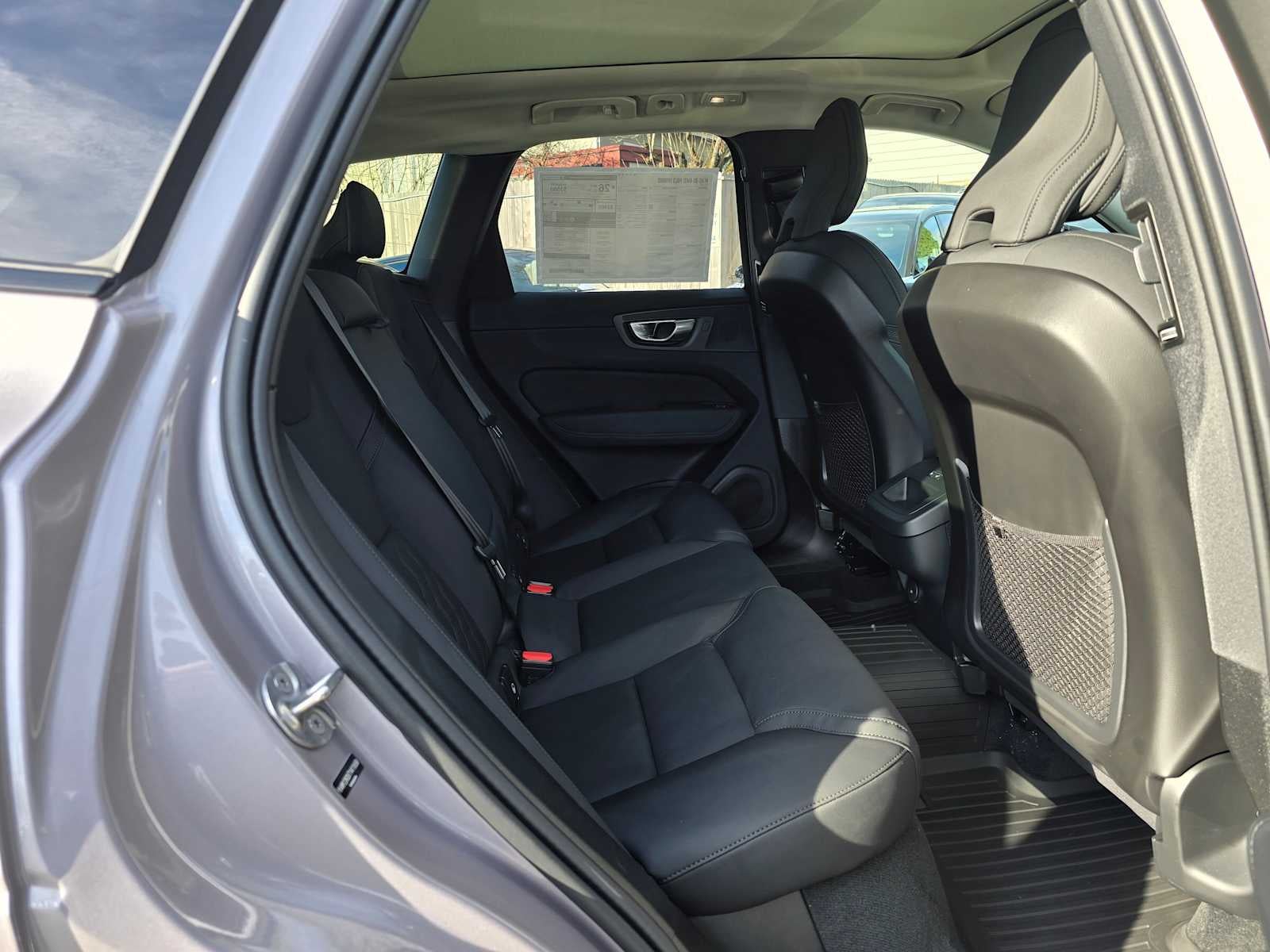 2026 Volvo XC60 Plus