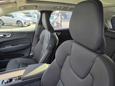 2026 Volvo XC60 Plus