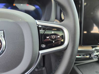 2026 Volvo XC60 Plus