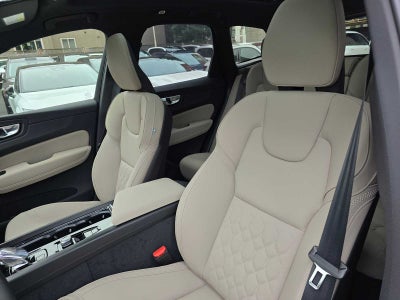 2026 Volvo XC60 Plus