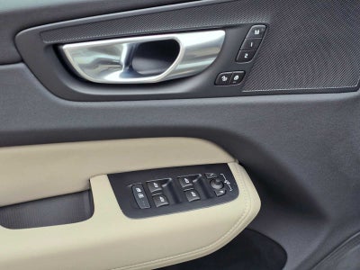 2026 Volvo XC60 Plus