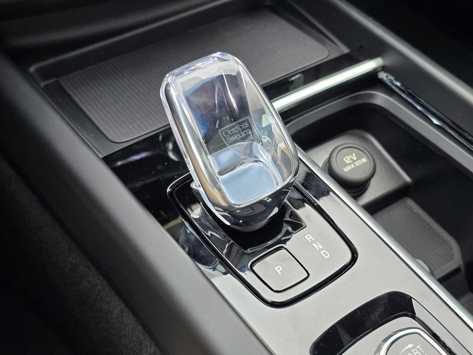 2026 Volvo XC60 Plus