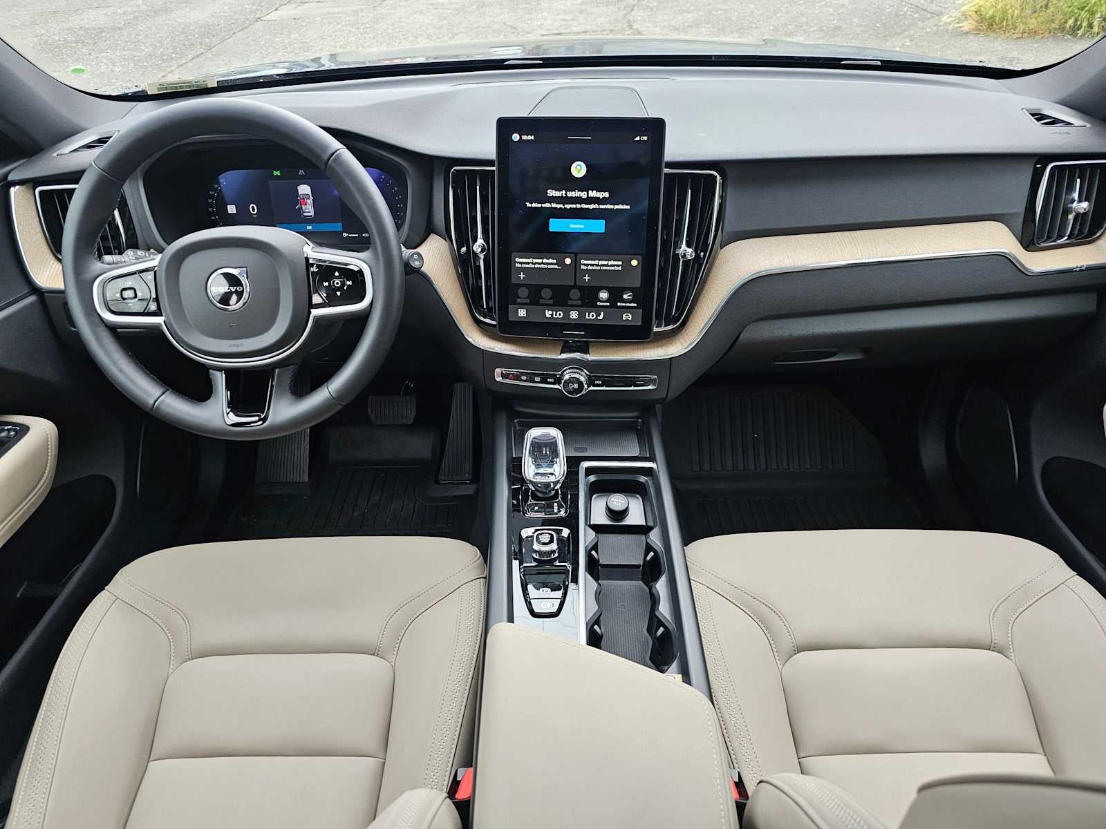 2026 Volvo XC60 Plus