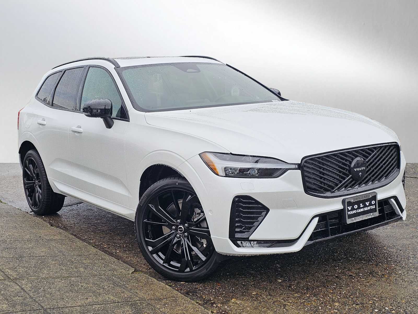 2026 Volvo XC60 Ultra Black Edition