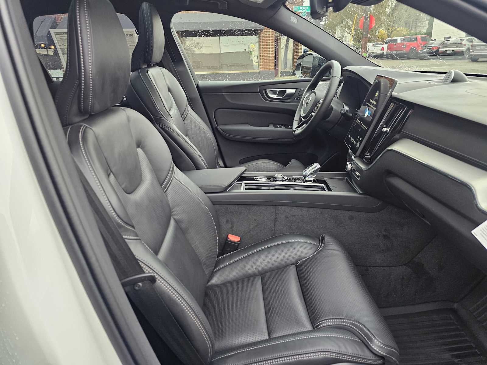 2026 Volvo XC60 Ultra Black Edition