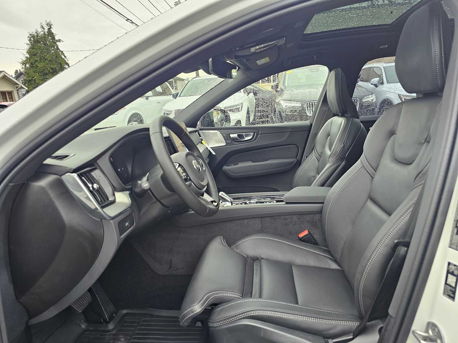 2026 Volvo XC60 Ultra Black Edition