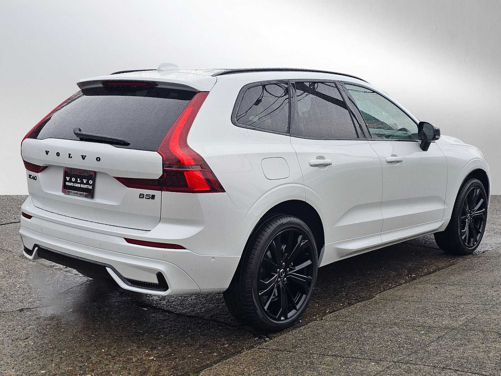 2026 Volvo XC60 Ultra Black Edition