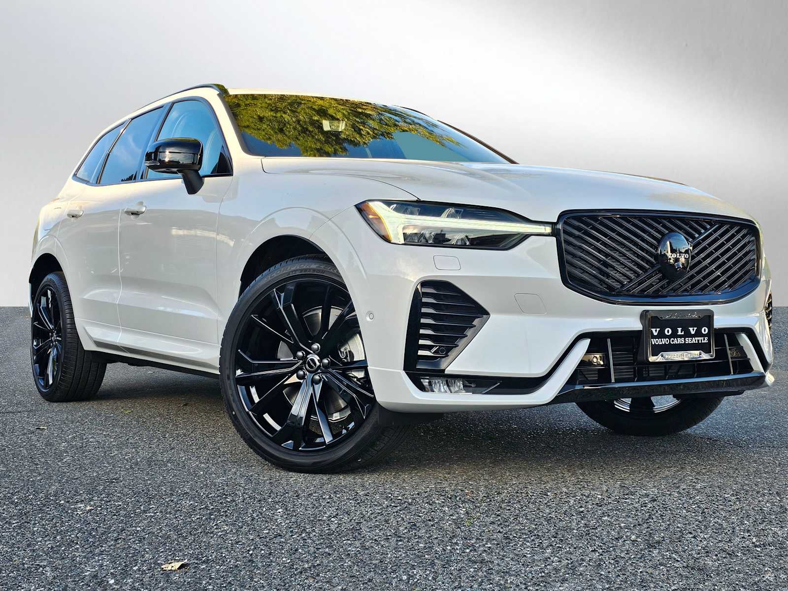 2026 Volvo XC60 Ultra Black Edition