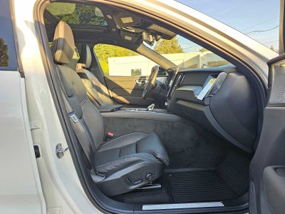 2026 Volvo XC60 Ultra Black Edition