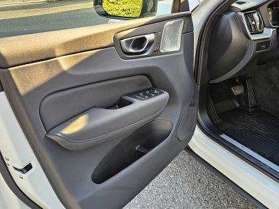 2026 Volvo XC60 Ultra Black Edition