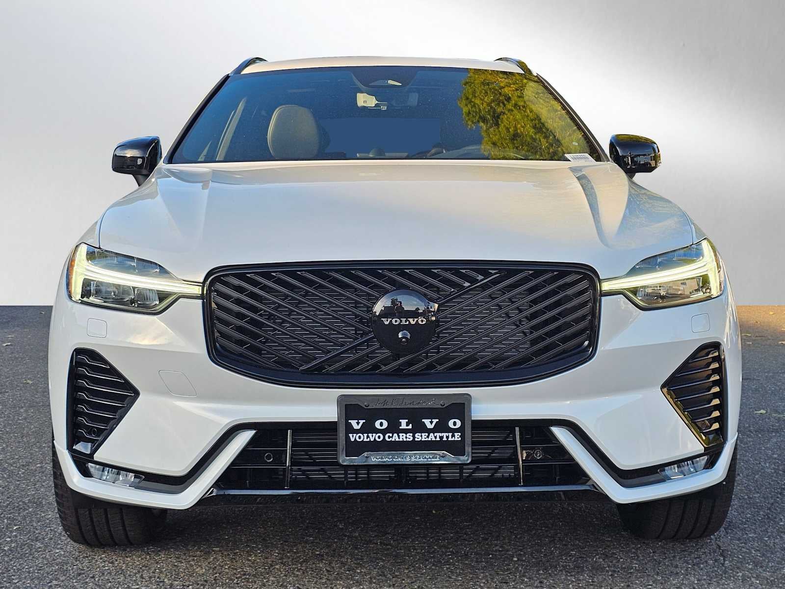 2026 Volvo XC60 Ultra Black Edition