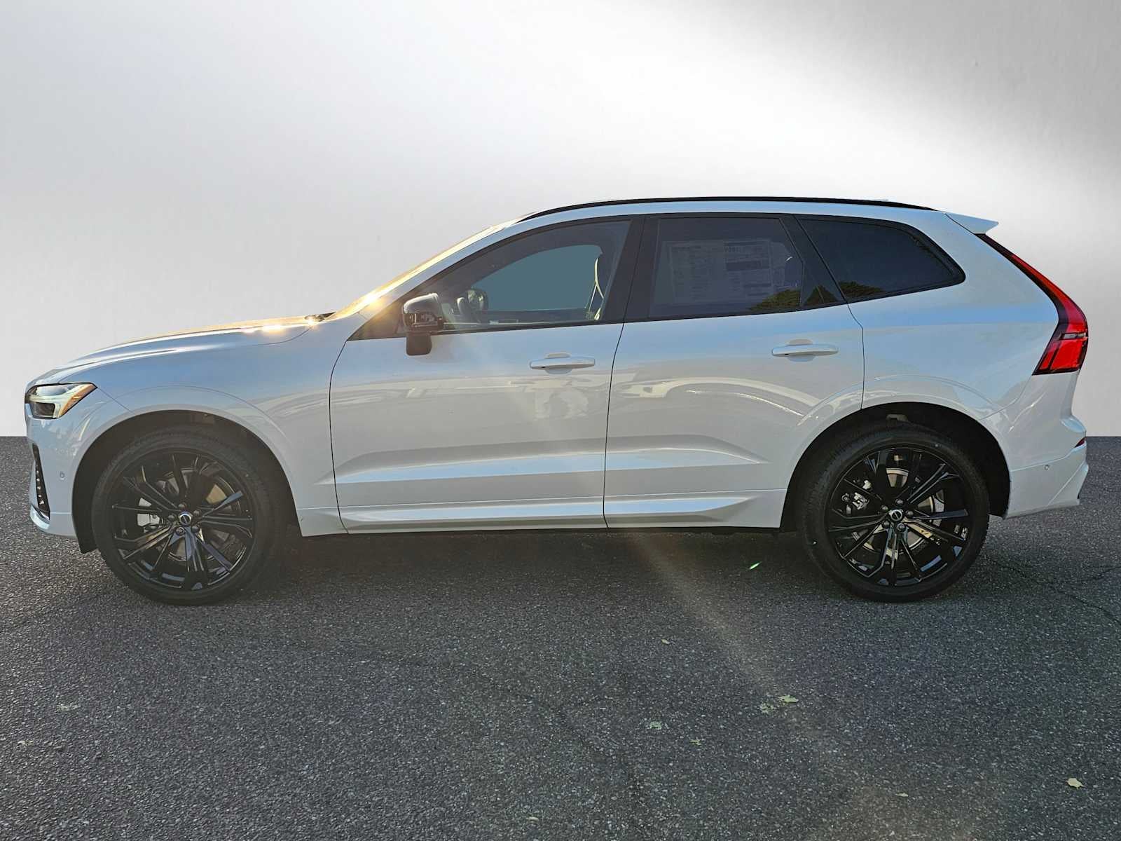 2026 Volvo XC60 Ultra Black Edition