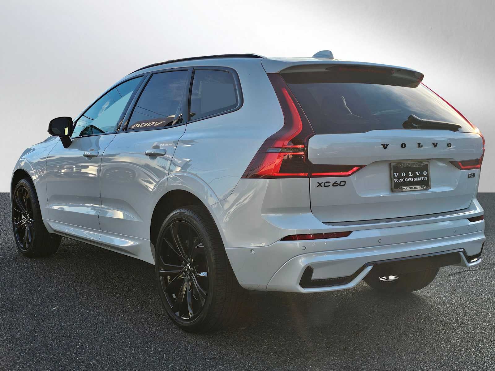 2026 Volvo XC60 Ultra Black Edition