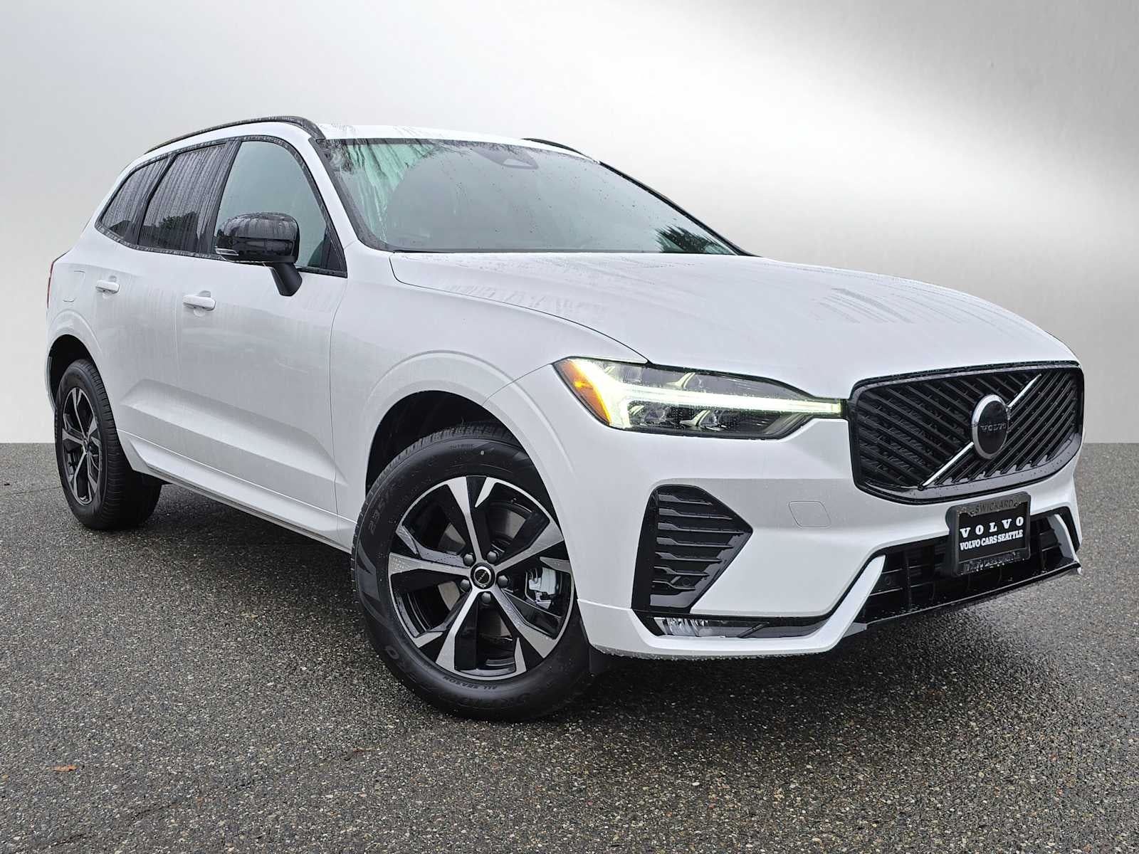 2026 Volvo XC60 Core