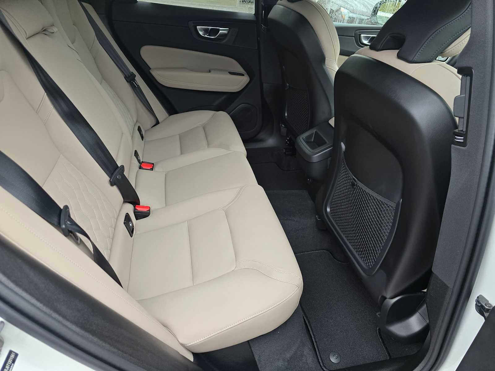 2026 Volvo XC60 Core