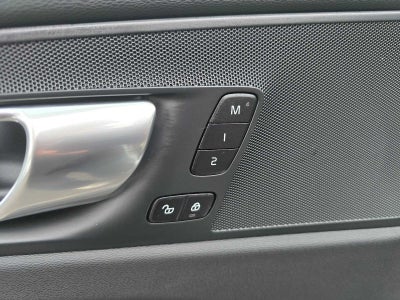 2026 Volvo XC60 Core