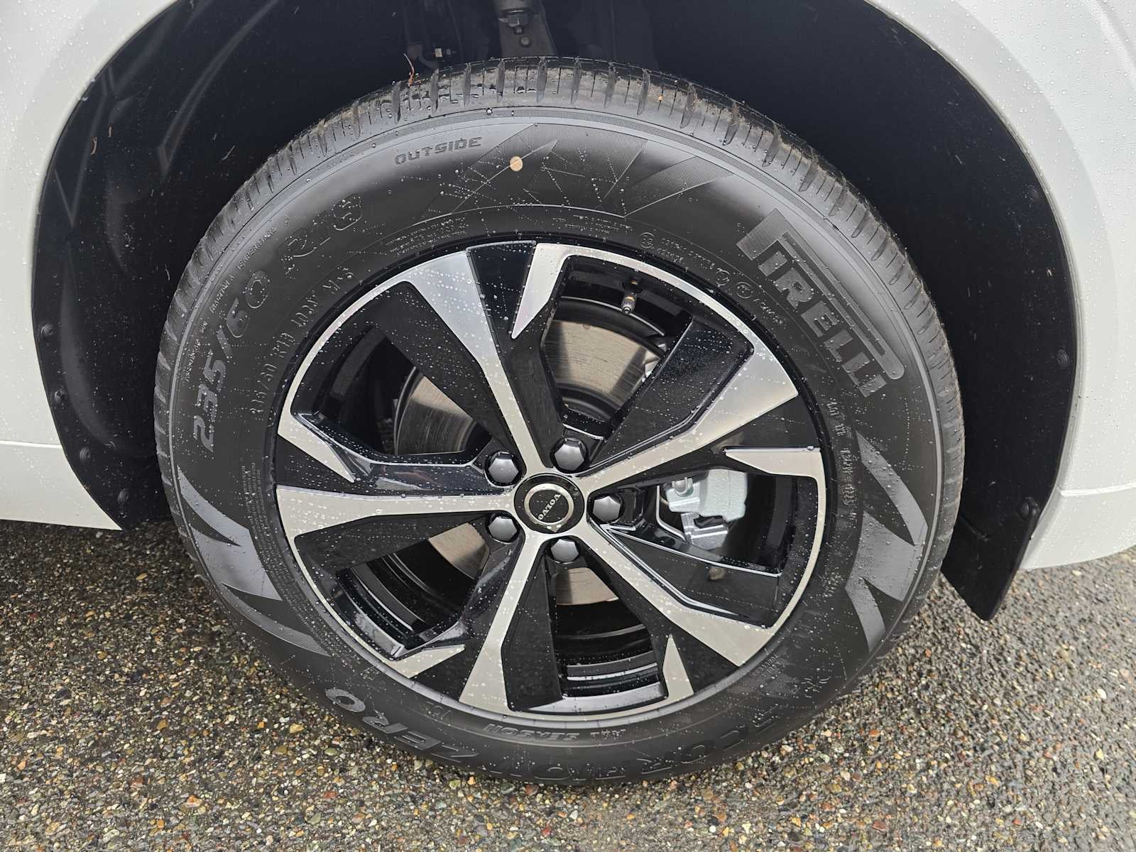 2026 Volvo XC60 Core