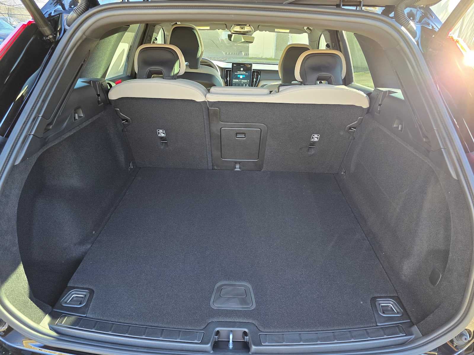 2026 Volvo XC60 Core