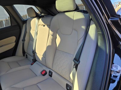 2026 Volvo XC60 Core