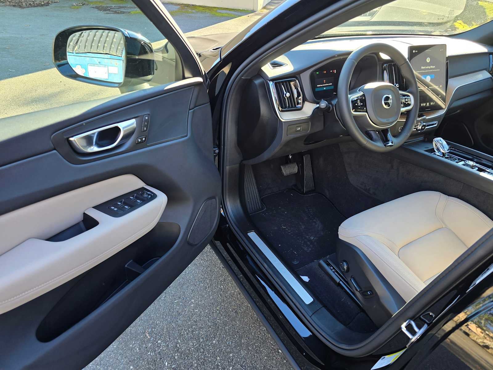2026 Volvo XC60 Core