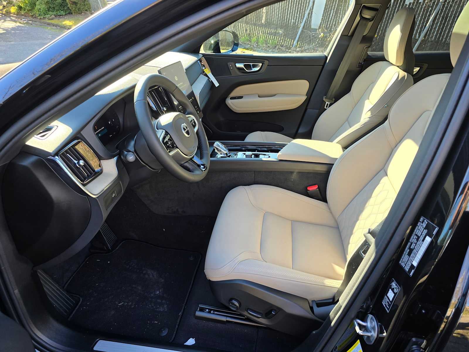 2026 Volvo XC60 Core