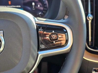 2026 Volvo XC60 Core