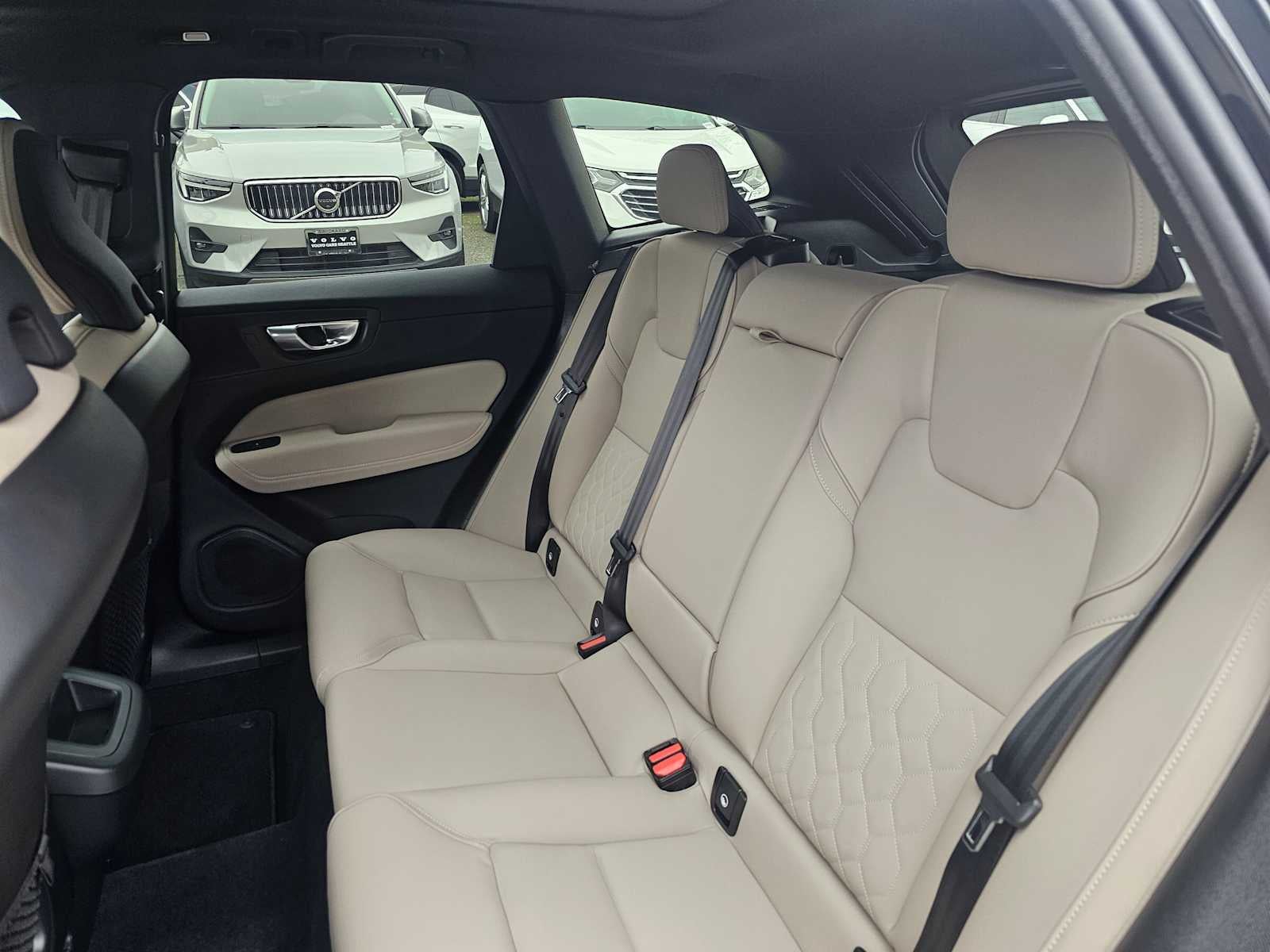 2026 Volvo XC60 Core