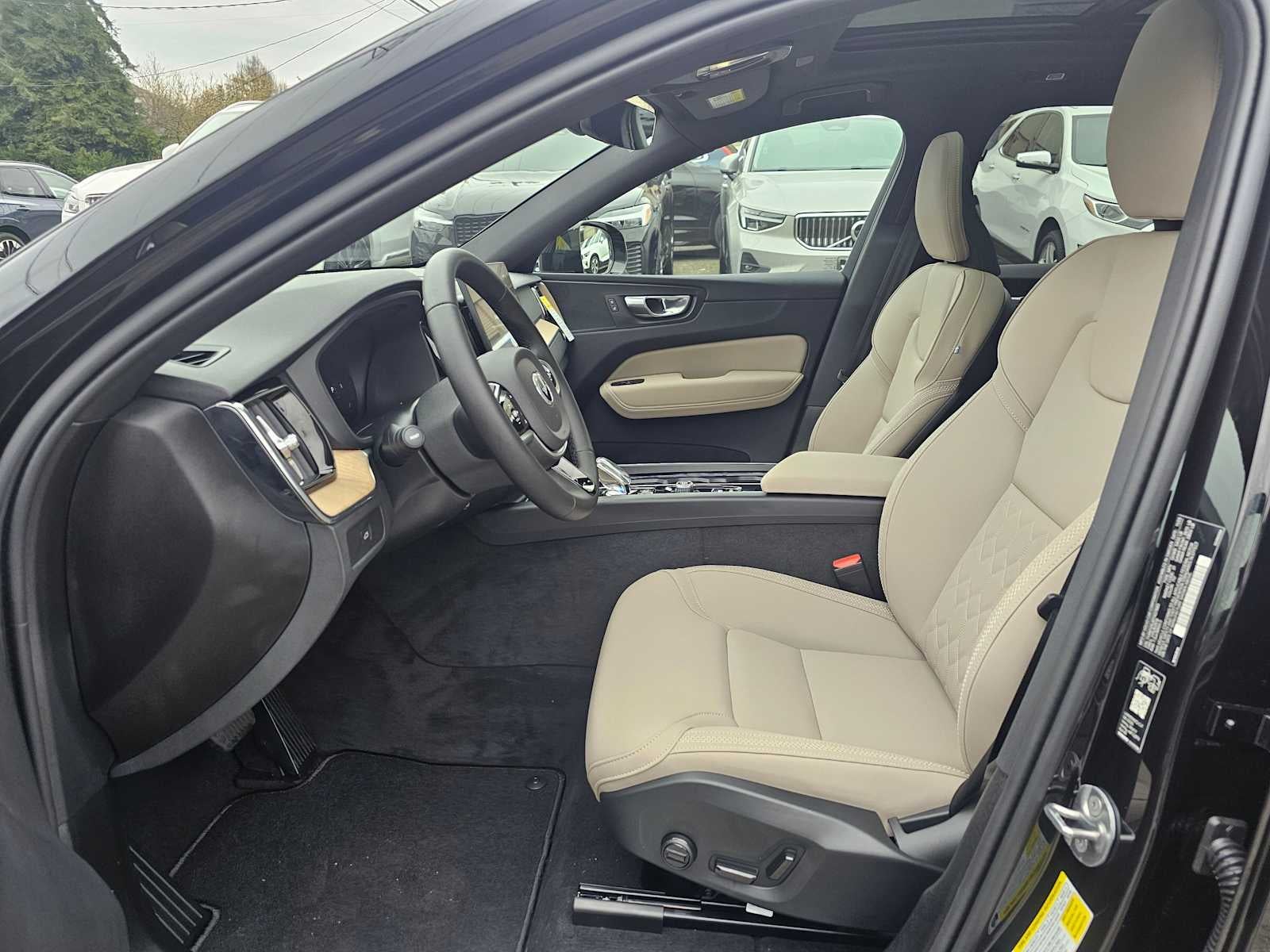 2026 Volvo XC60 Core