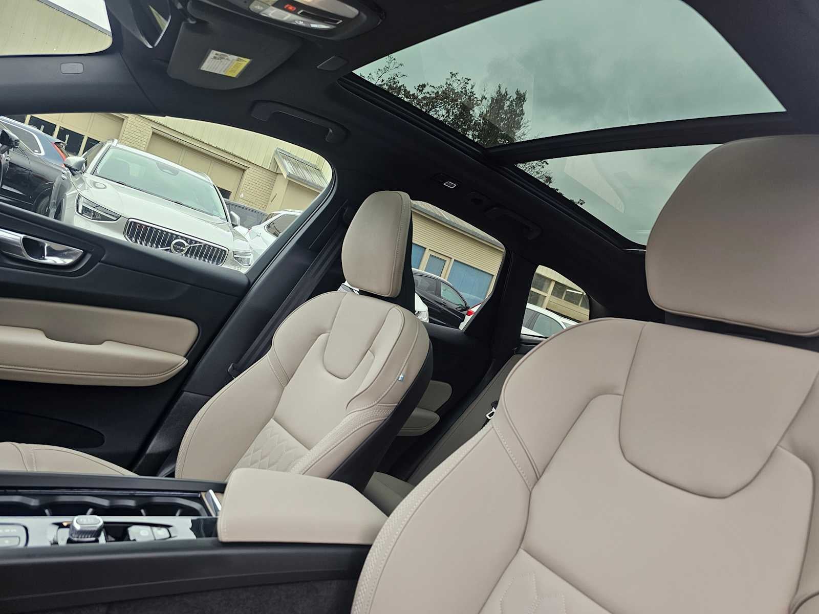 2026 Volvo XC60 Core