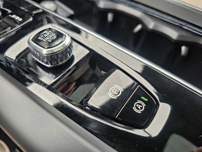 2026 Volvo XC60 Core