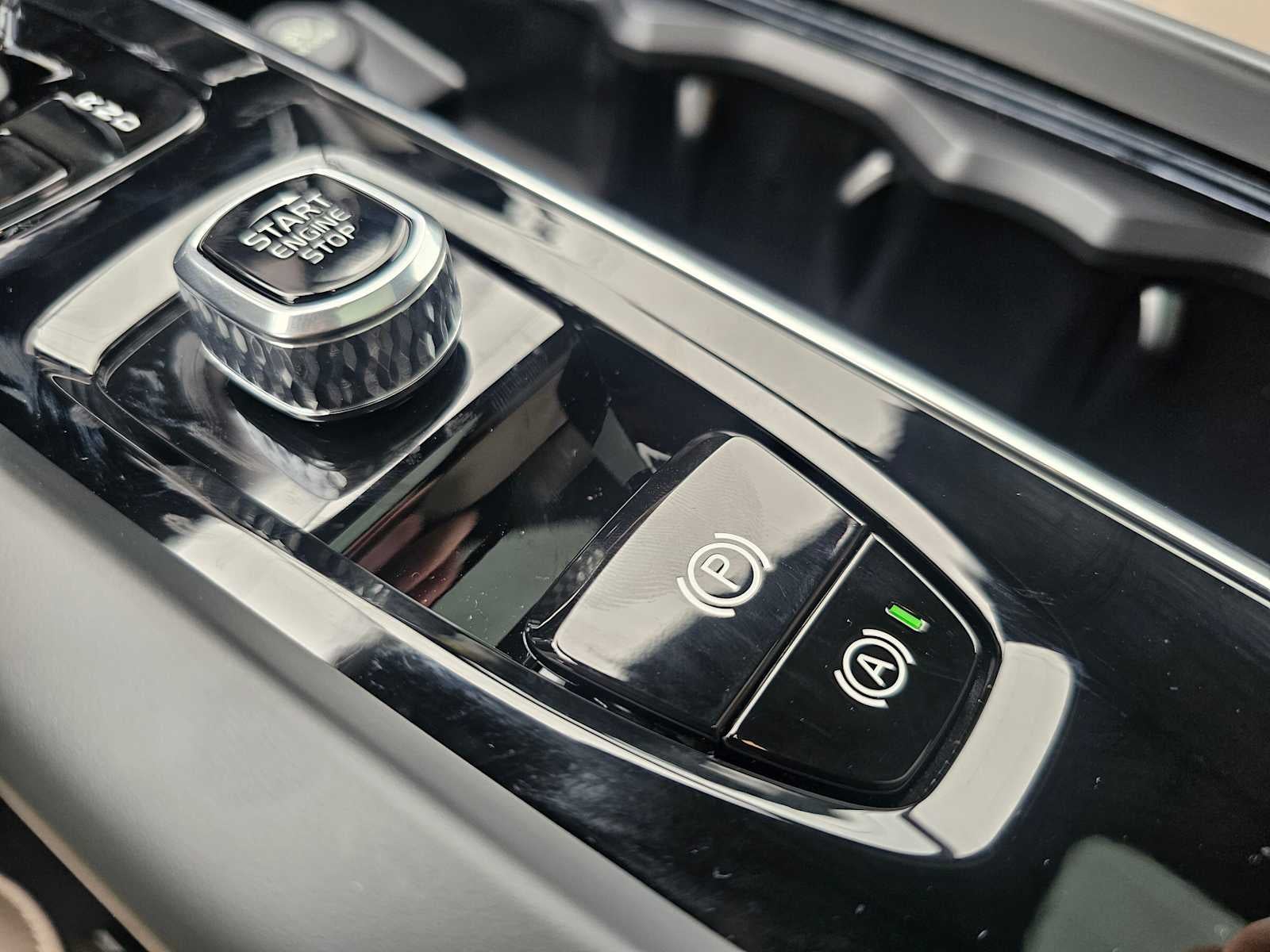 2026 Volvo XC60 Core