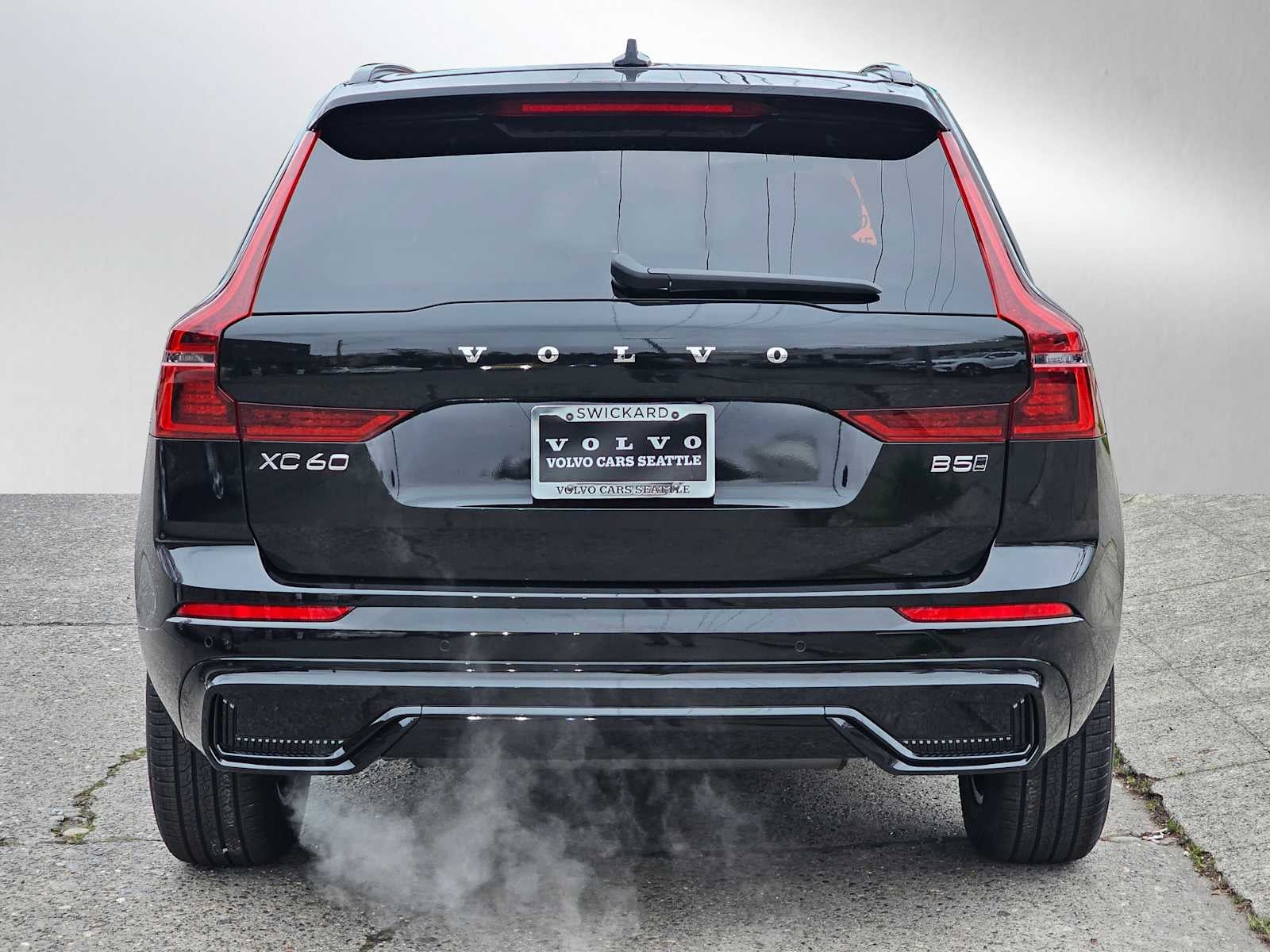 2026 Volvo XC60 Core