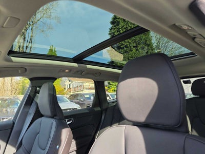 2026 Volvo XC60 Core