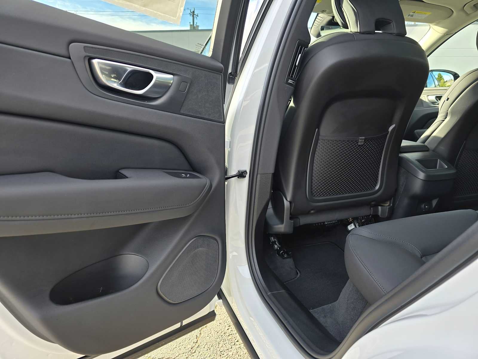 2026 Volvo XC60 Core