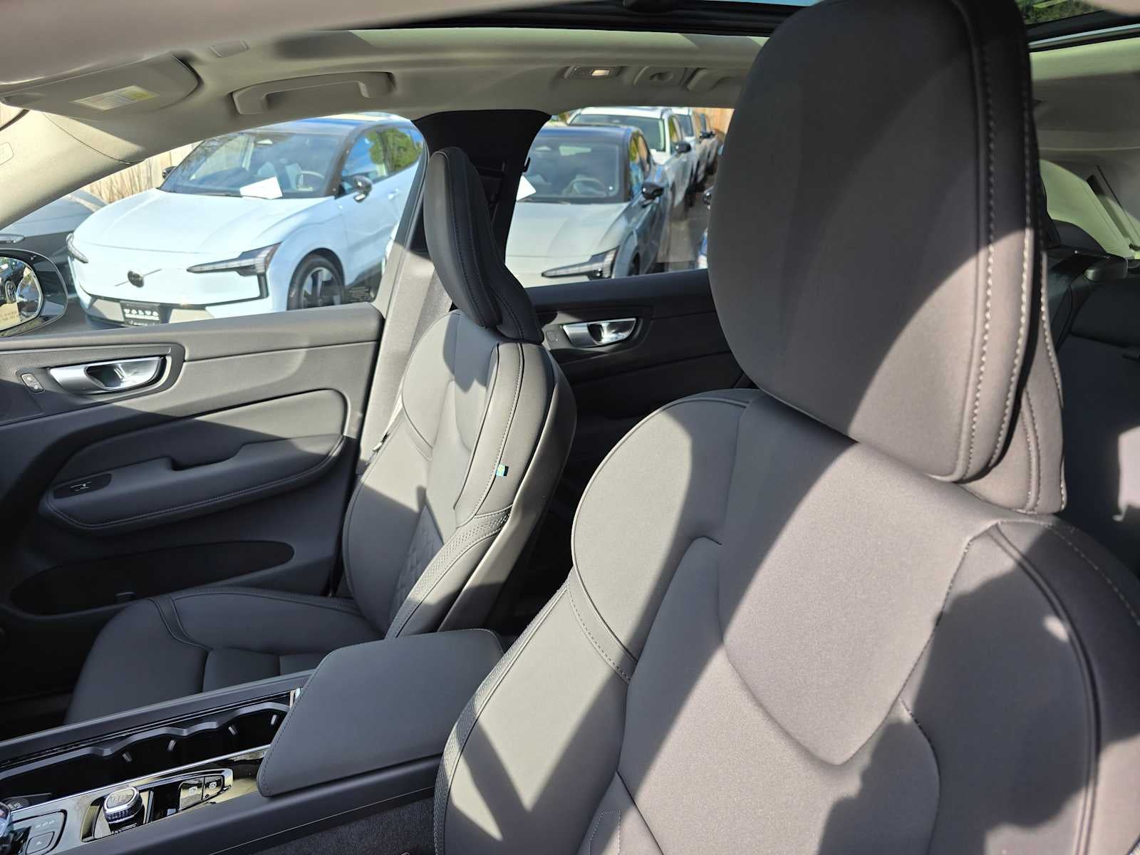 2026 Volvo XC60 Core