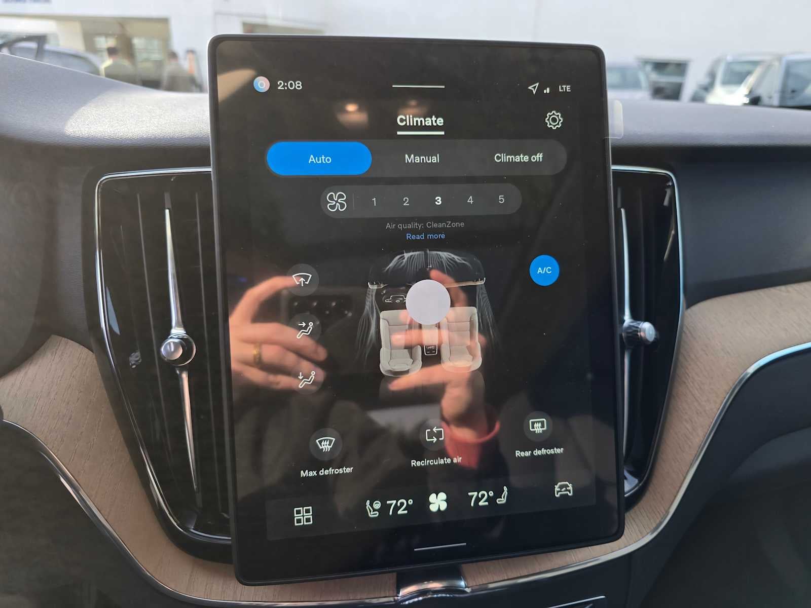 2026 Volvo XC60 Core