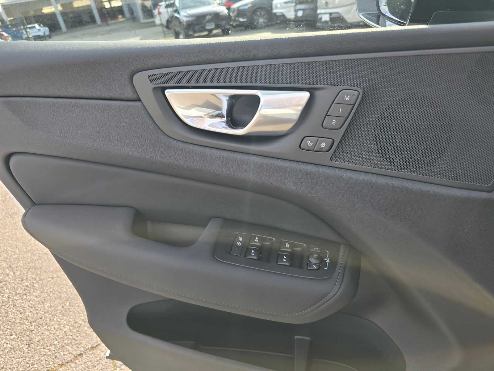 2026 Volvo XC60 Core