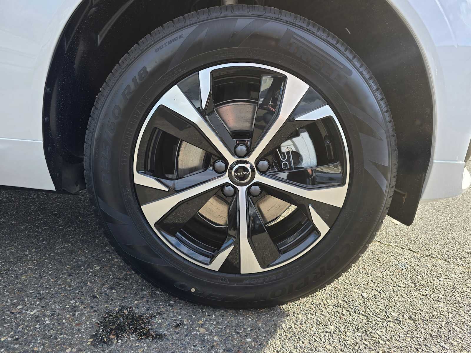 2026 Volvo XC60 Core