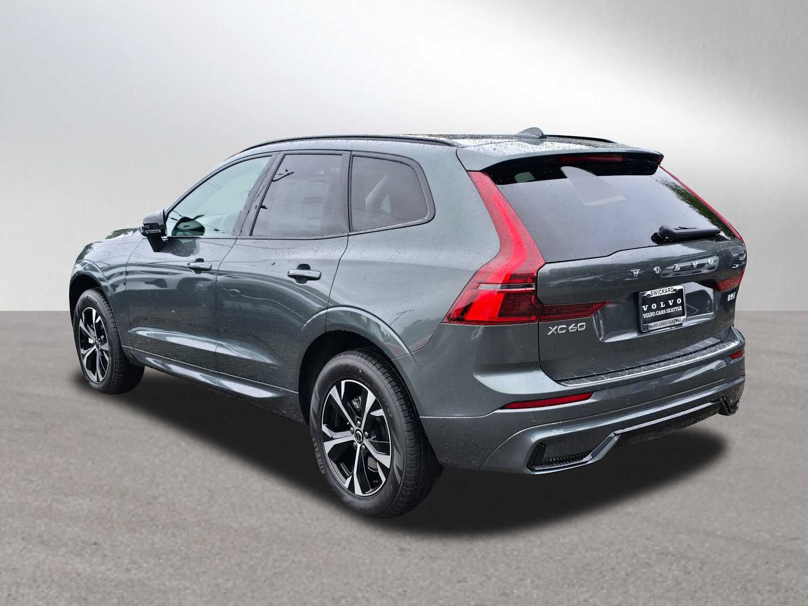 2026 Volvo XC60 Core