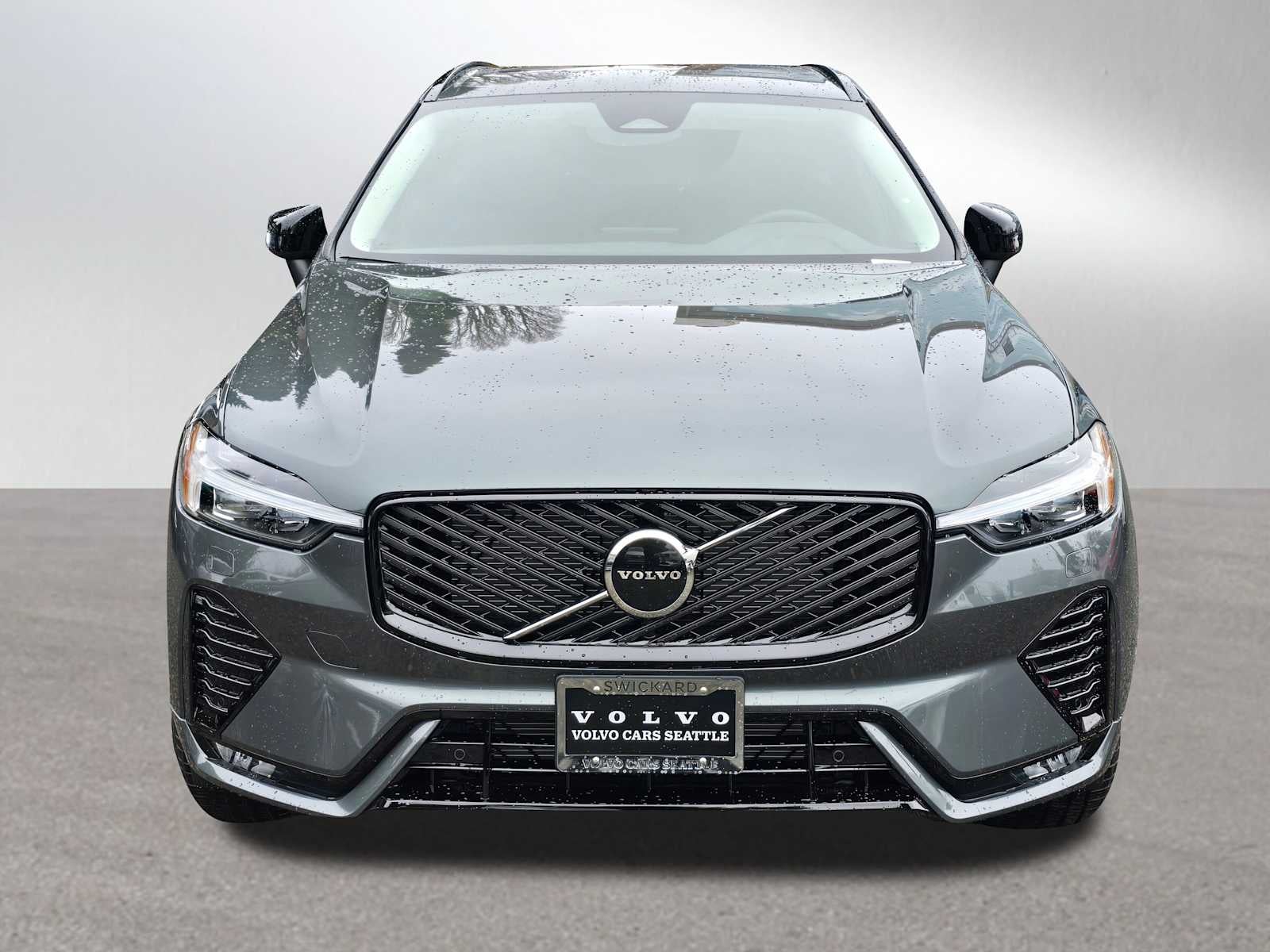 2026 Volvo XC60 Core