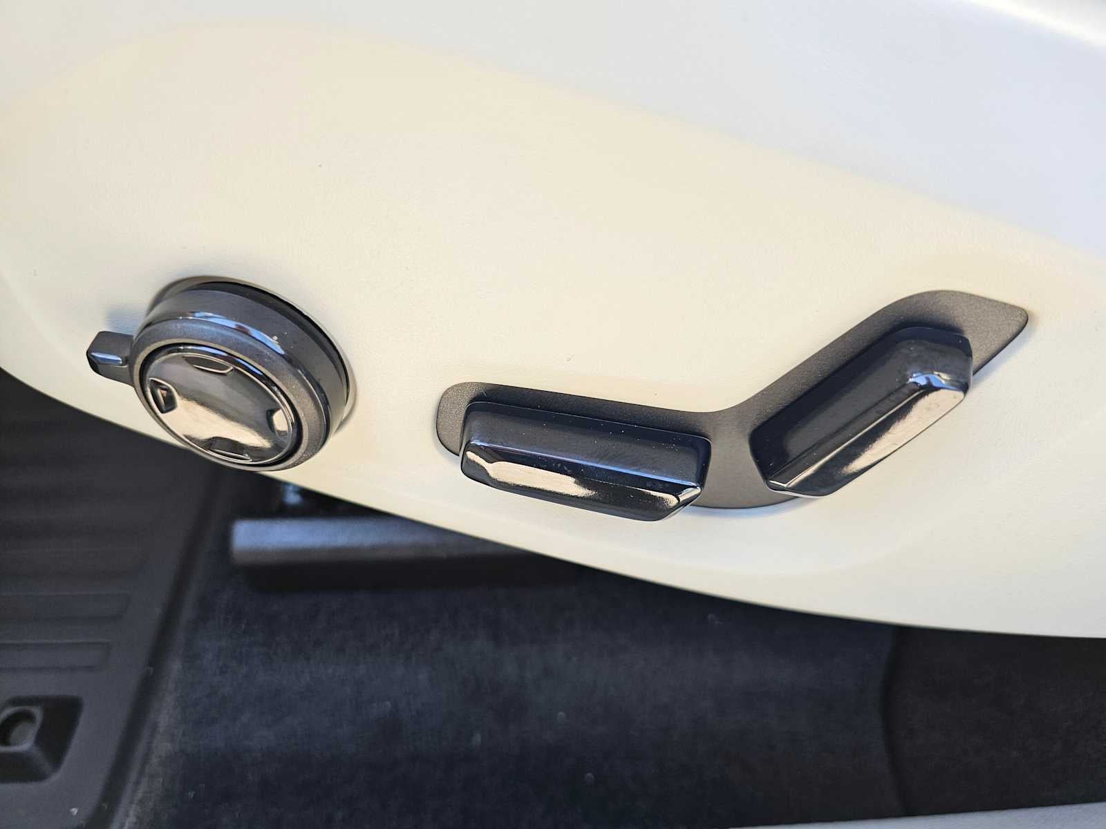 2026 Volvo XC60 Ultra