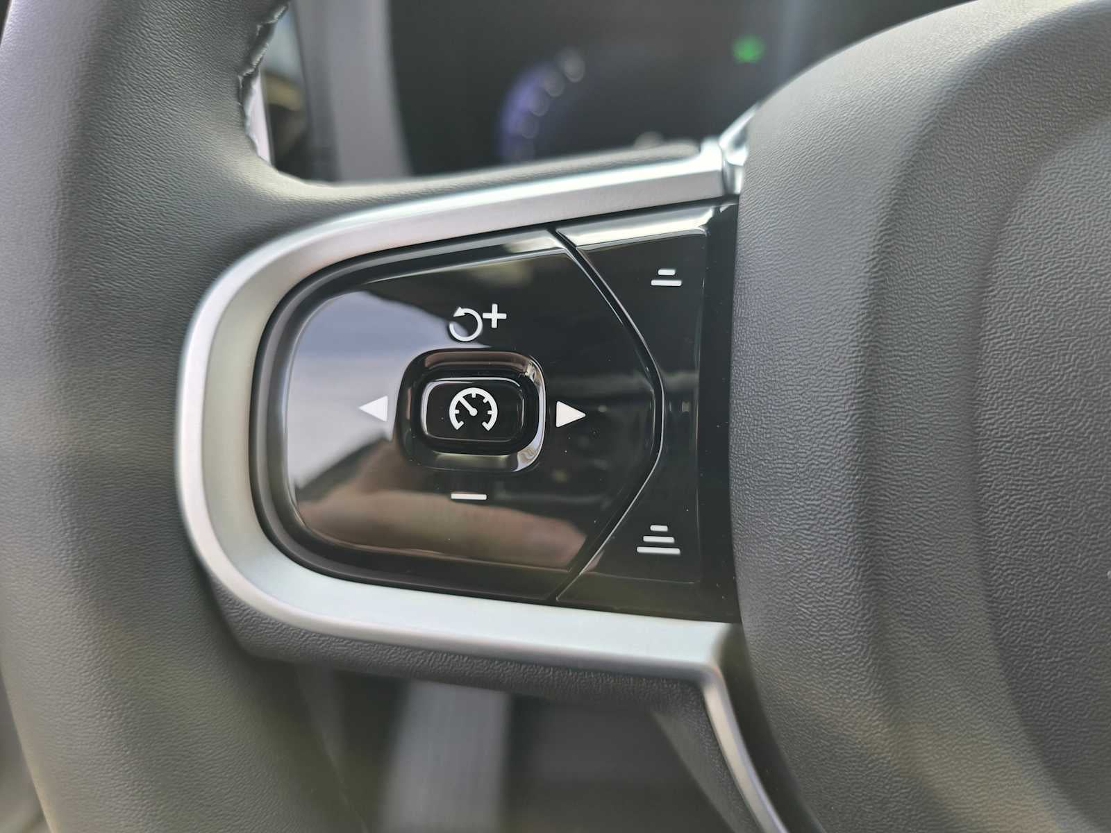 2026 Volvo XC60 Ultra