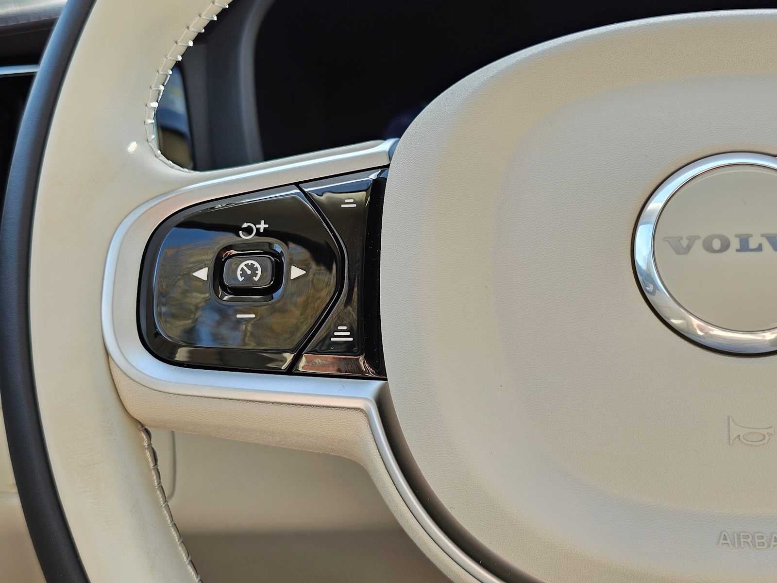 2026 Volvo XC60 Ultra