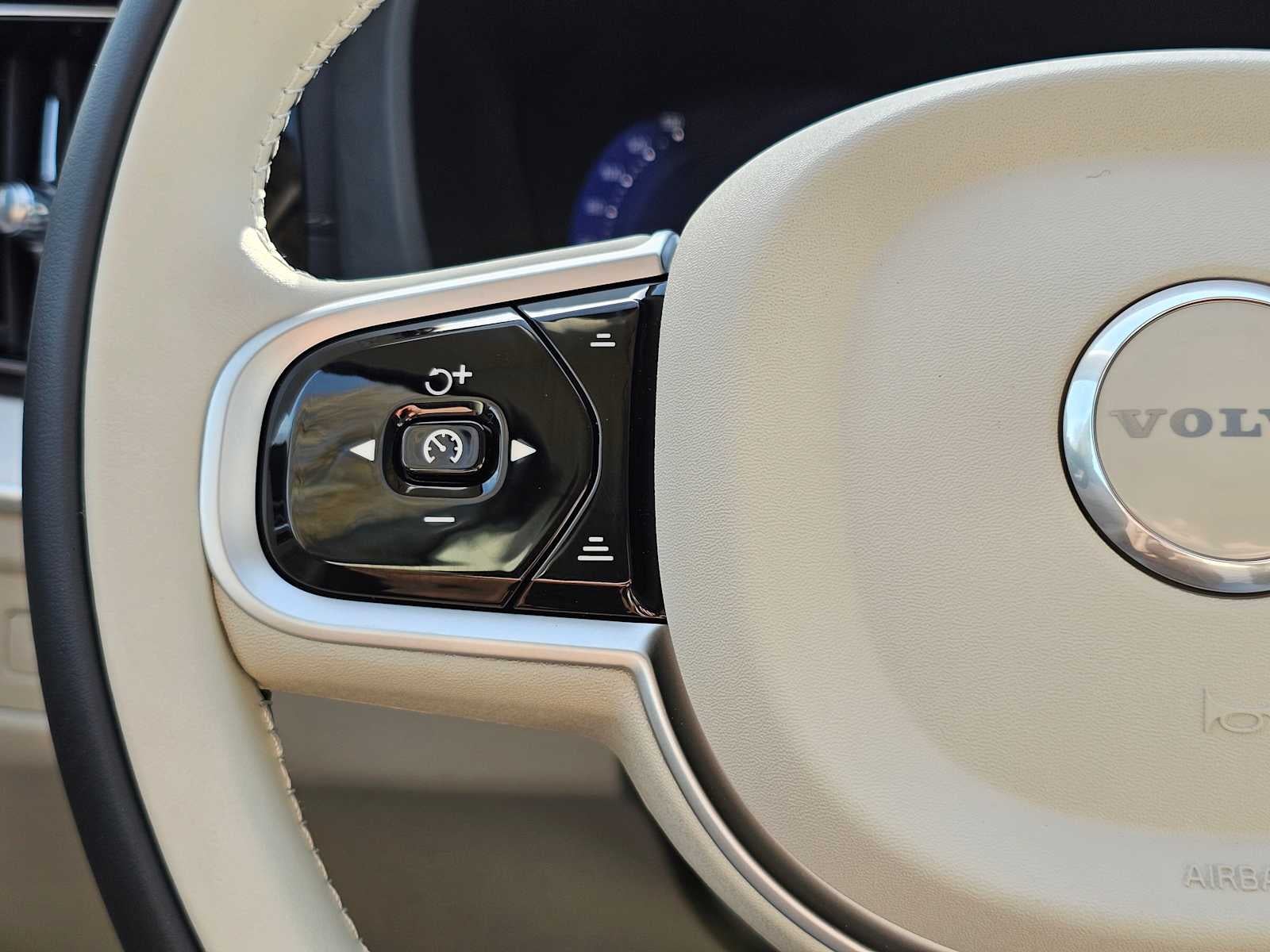 2026 Volvo XC60 Ultra